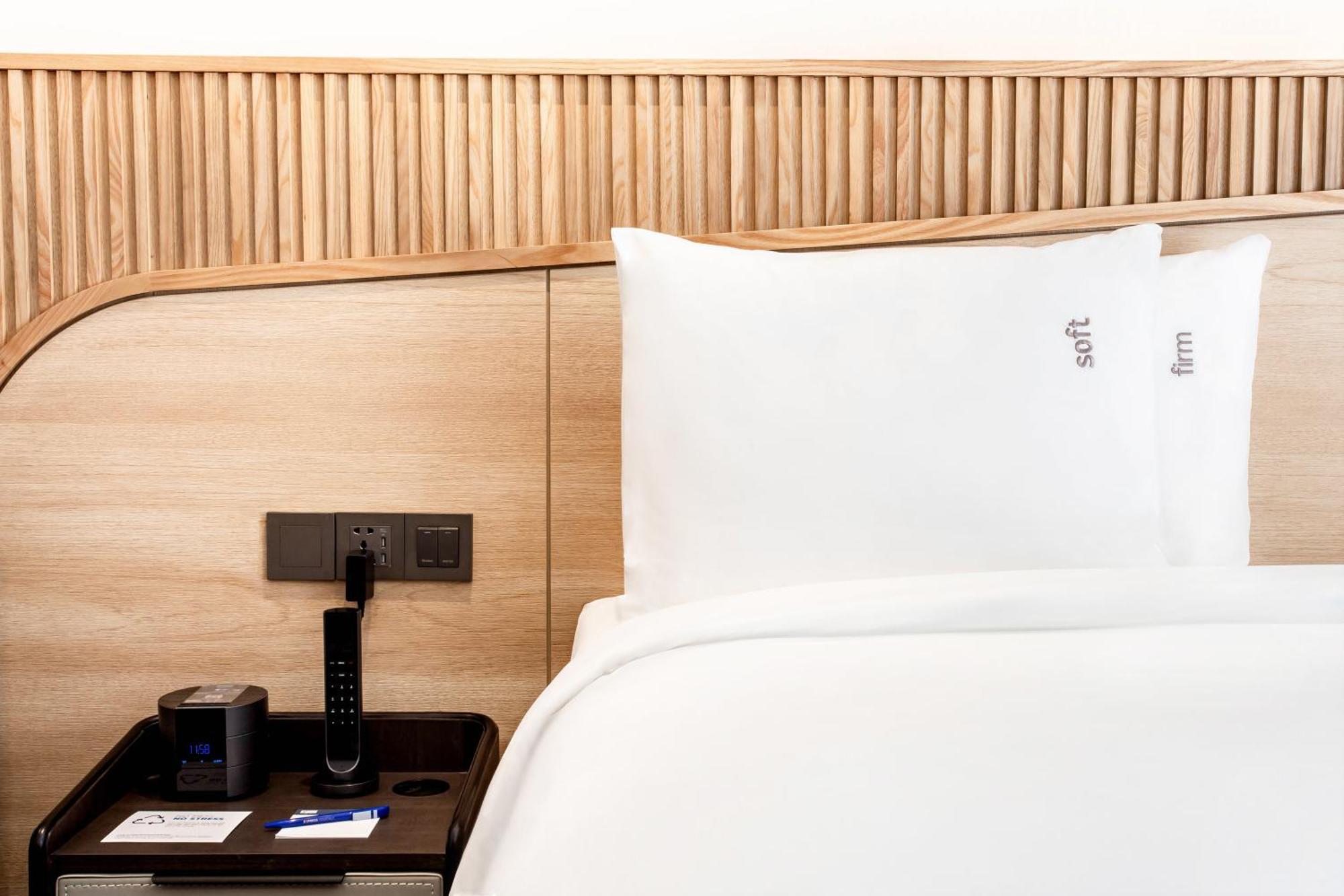 Holiday Inn Express & Suites Bangkok Central Pier By Ihg Eksteriør bilde