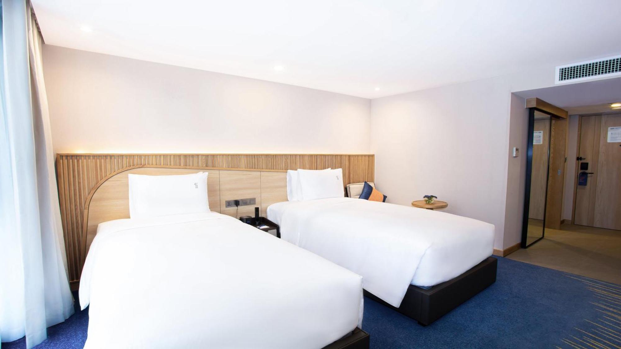 Holiday Inn Express & Suites Bangkok Central Pier By Ihg Eksteriør bilde